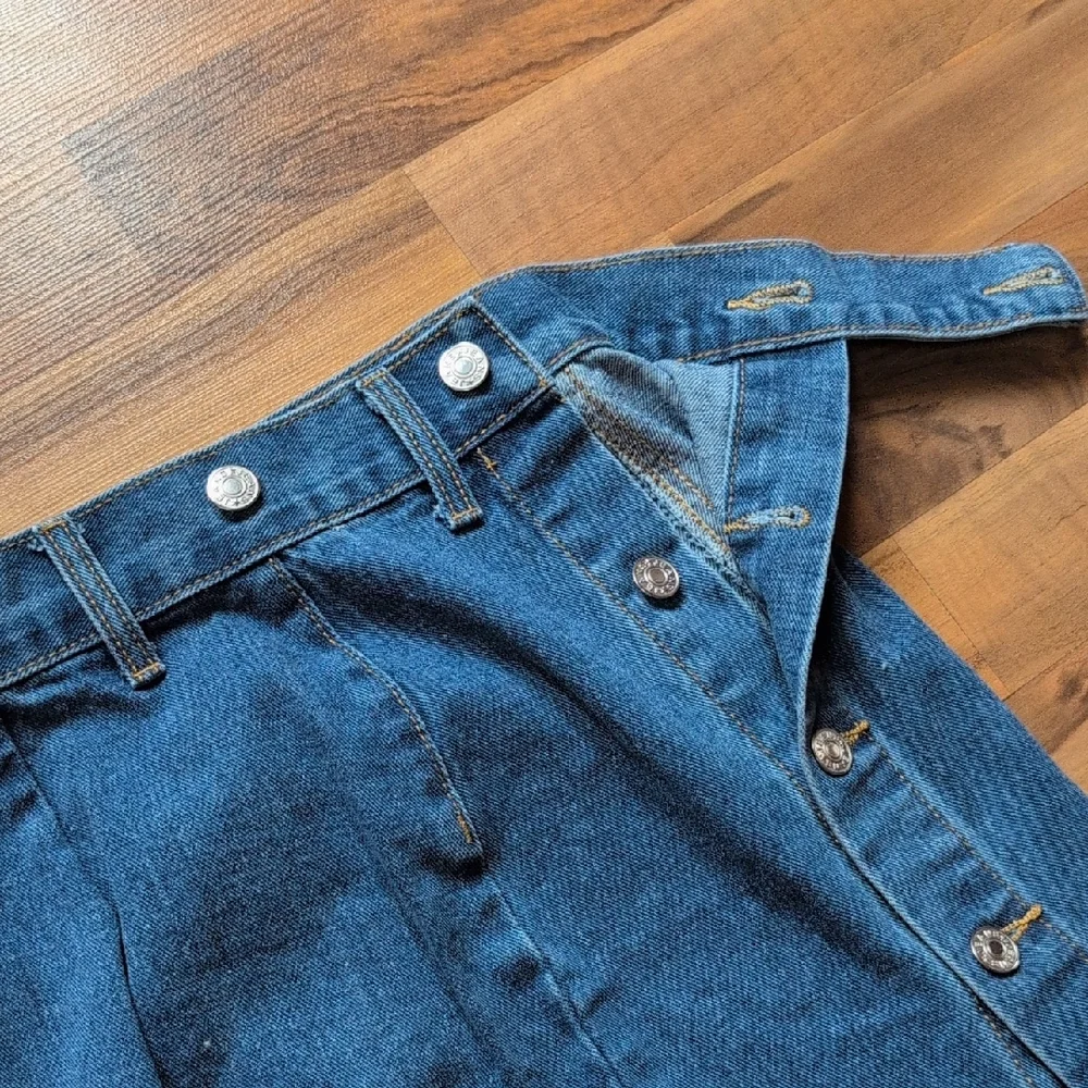Denim Button-Front Midi Skirt - Blue - Picture 3 of 7